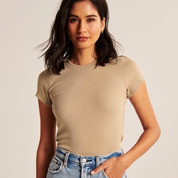 abercrombie and fitch tops